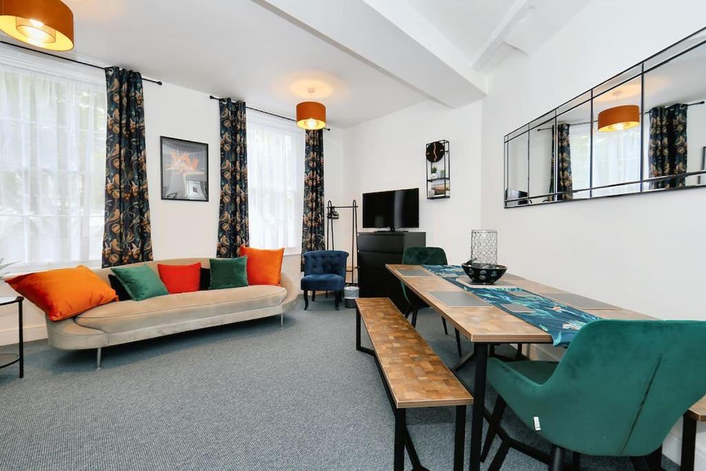 Apartment Host & - Broad Street